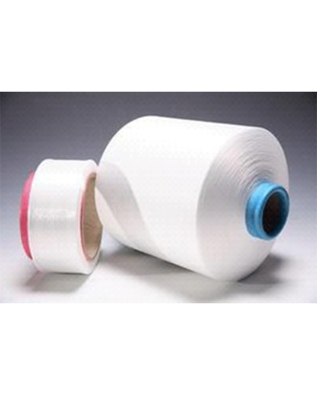 Vilka framtida trender förväntas i användningen av återvunnet garn inom mode- och textilindustrin?